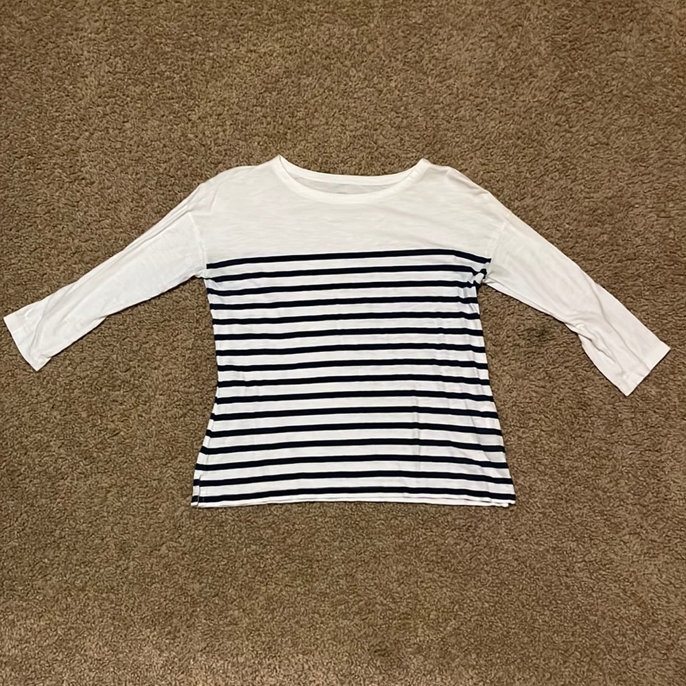 Women’s striped white and blue old navy top
